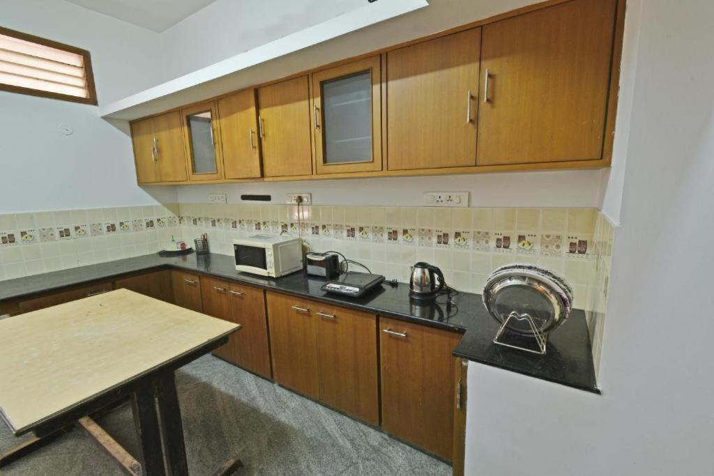 Villa Close To Rock Beach-Family Room Пондичерри Экстерьер фото